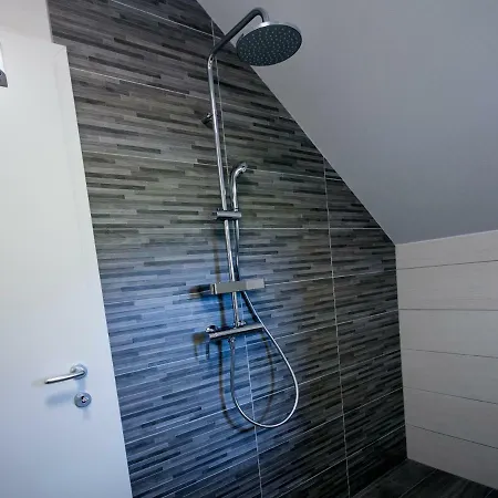 Apartment Marjetka Zirovnica Buitenkant foto